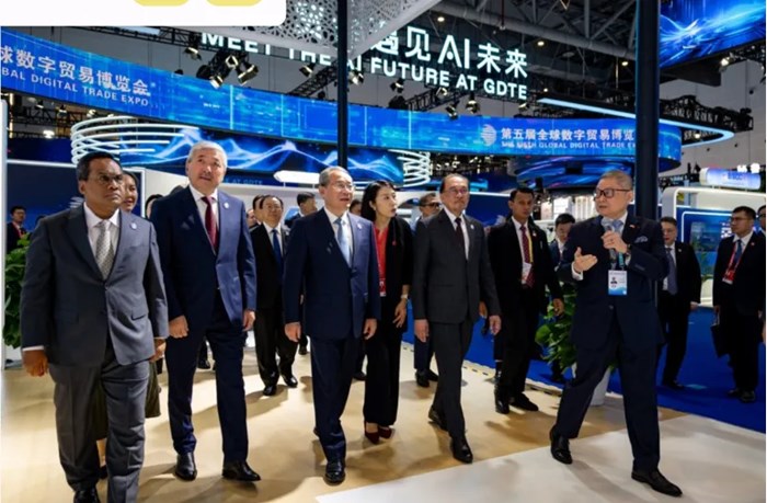 286億令吉湧入馬來西亞，這3個行業的人要笑了