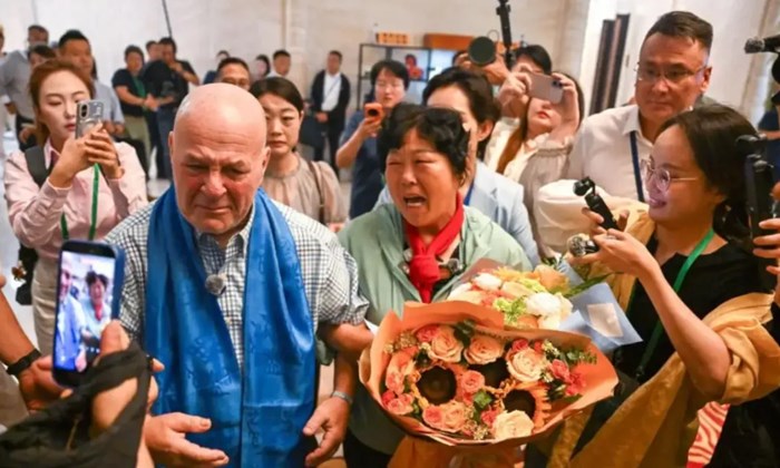 同一個故事，美媒集體鴉雀無聲，中國卻鋪天蓋地宣傳！