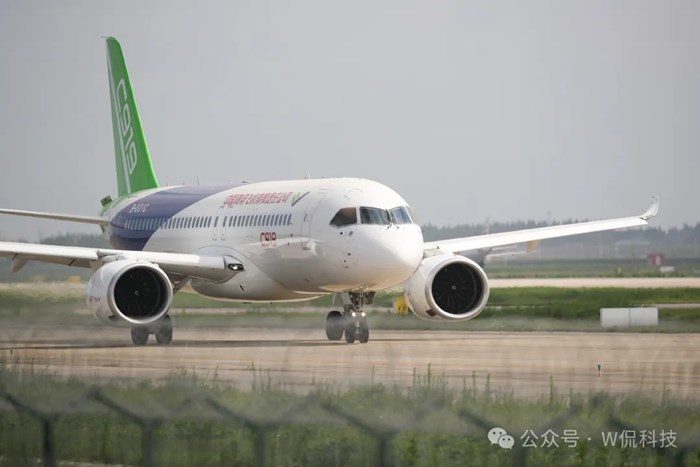 西方反應過來了？C919突遭精準卡喉，中國“心”替代已進入倒計時